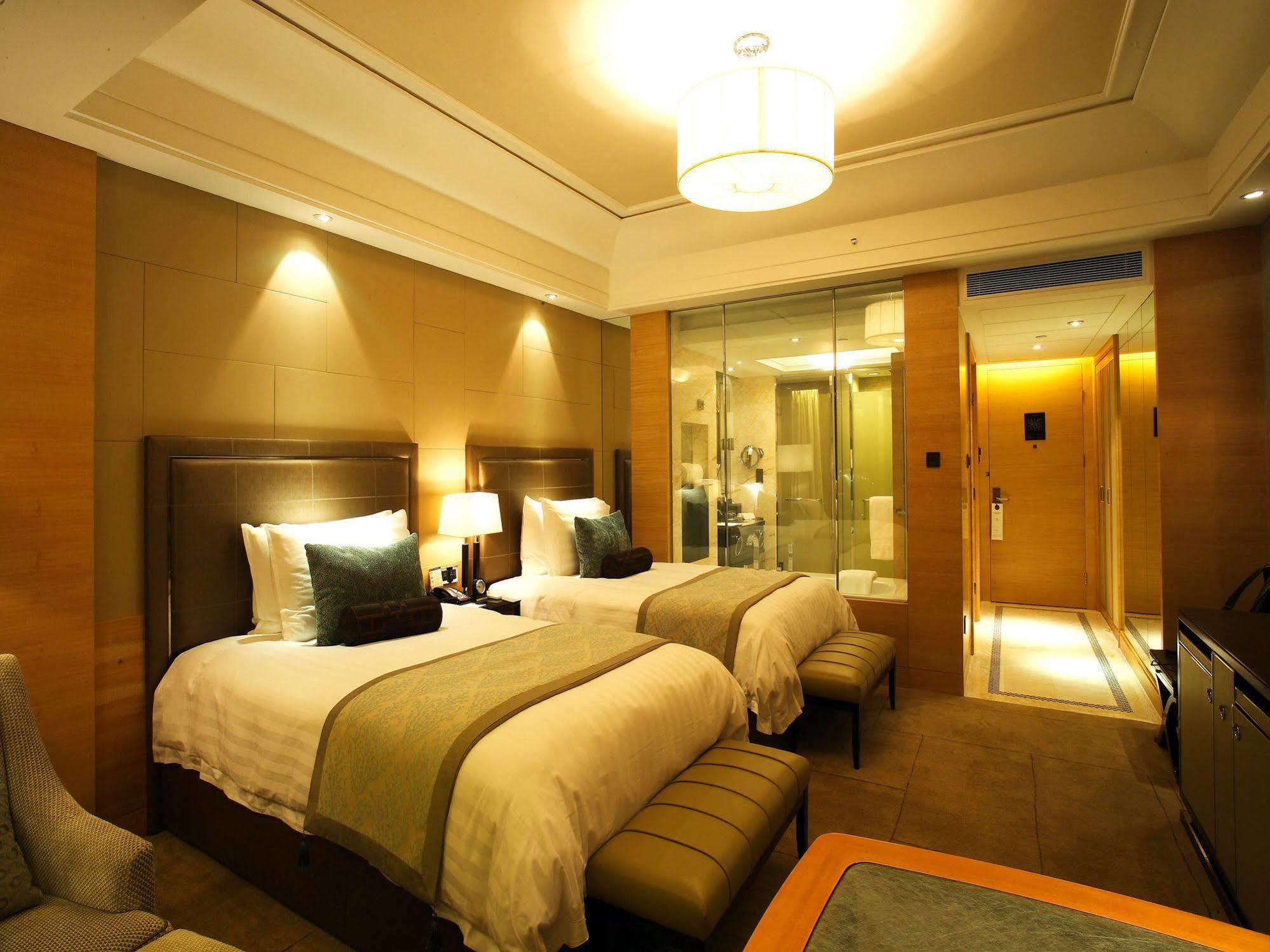 Wyndham Grand Plaza Royale Oriental Shanghai Extérieur photo